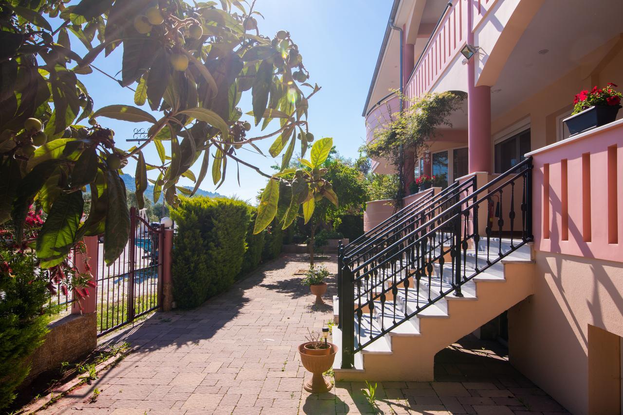 Mouses Apartments Ліменас Екстер'єр фото